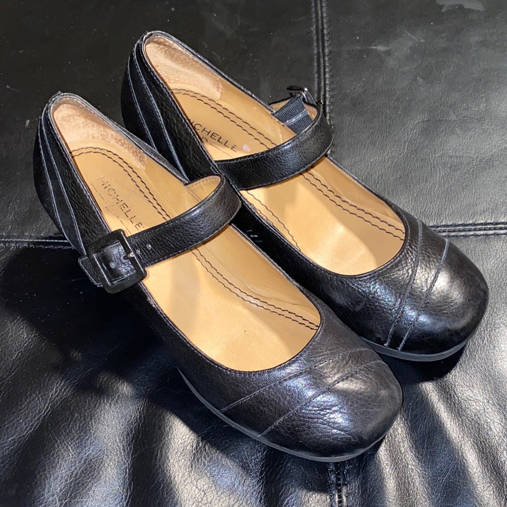 Michelle Women's Black Mary Jane Wedge. Size 8M.